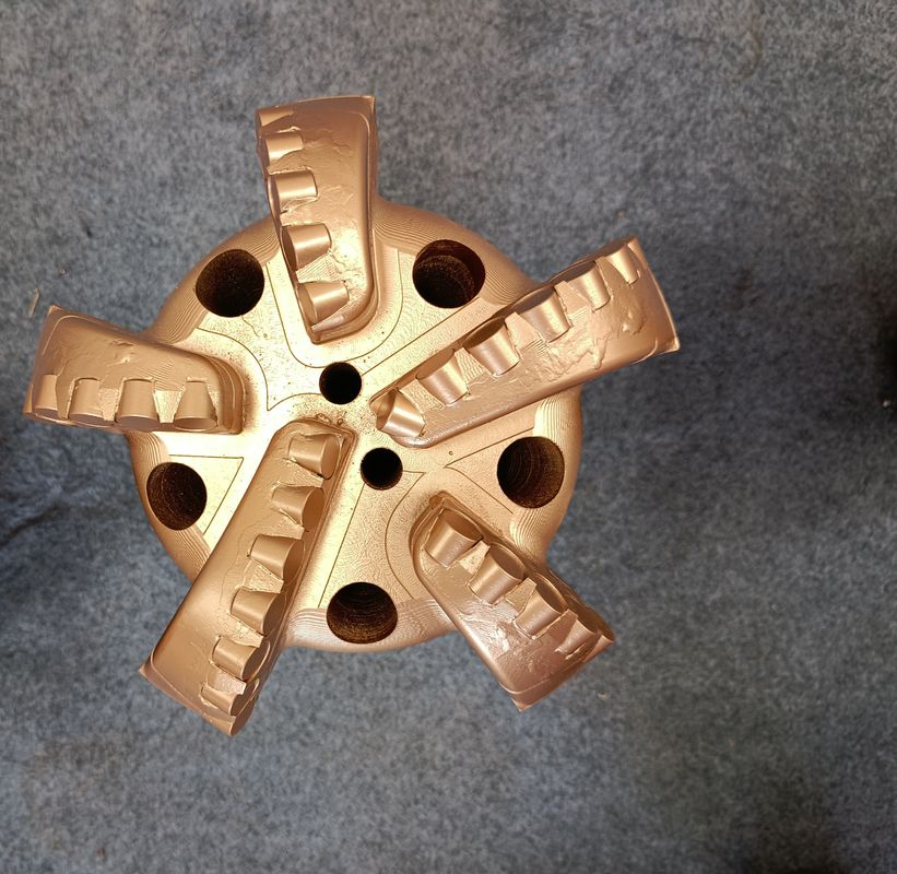 Bits de perfuração PDC de aço carburo para perfuração de poços Formações de xisto macio e médio