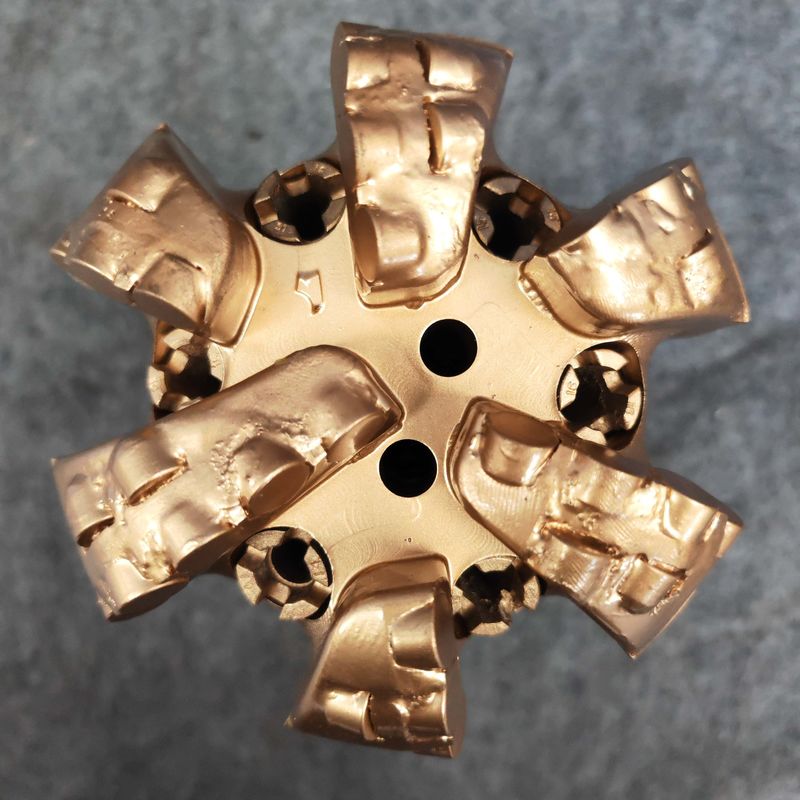 Bits Pdc de 200 mm 6 lâminas personalizáveis de poço de água com bocal e tipo de corte de cortador fixo
