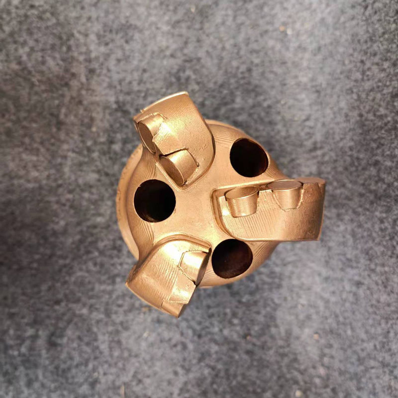 Bits PDC com cortador fixo e cortadores PDC para operações de perfuração eficientes