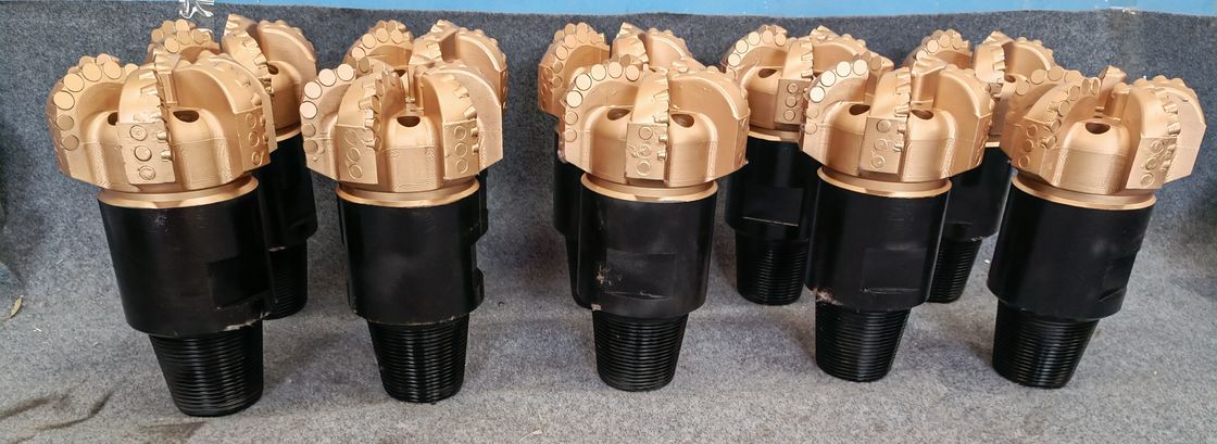 98 mm a 311 mm Bits de perfuração PDC para sequências de xisto macio a médio com baixa abrasividade Design personalizado de aço de liga