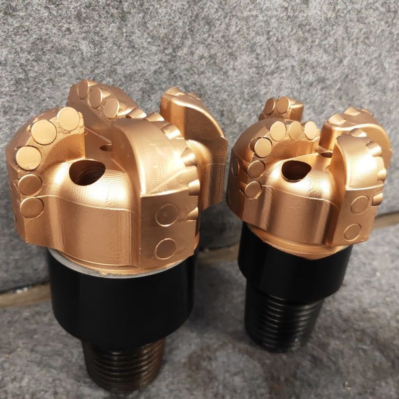 Base de pilha de 5 asas de perfuração geológica de aço personalizada PDC Bit de diamante para perfuração