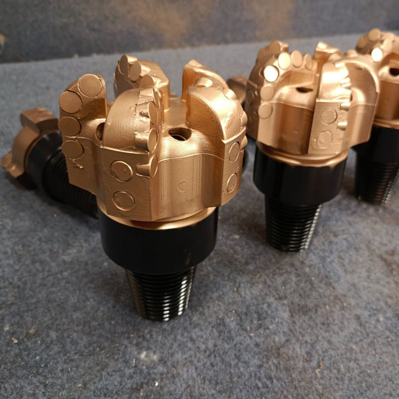 Bits de perfuração PDC de aço ligado com embalagem de caixa de madeira e tamanho personalizável para perfuração de poços de gás e água