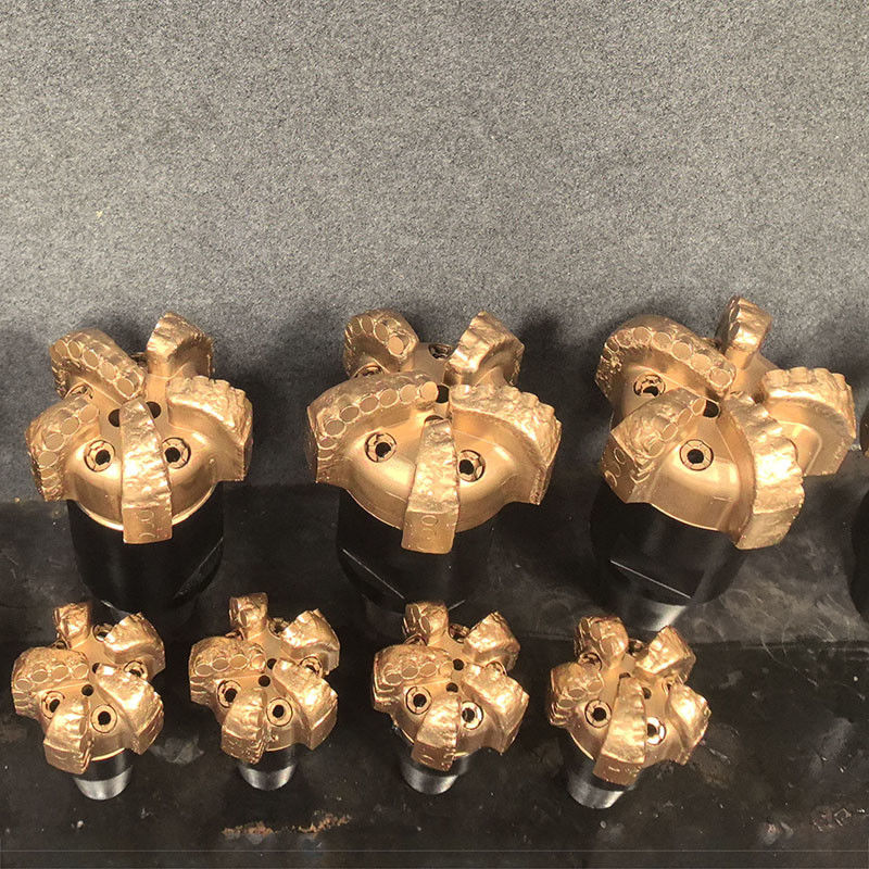 7 78&8 34 Bits de perfuração PDC versáteis para sequências de xisto macio a médio Design personalizado 98mm a 3593.7mm Indústrias aplicáveis Mineração de energia
