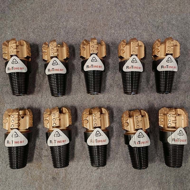 89mm 5 PDC Bits de perfuração Design personalizado para formações moles a médias moles em aplicações de mineração