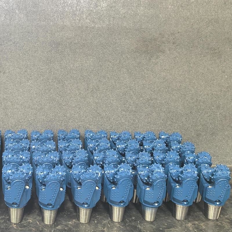 Utilização de perfuração direcional horizontal Bits de perfuração tricone com processamento de forja e fio de reg API